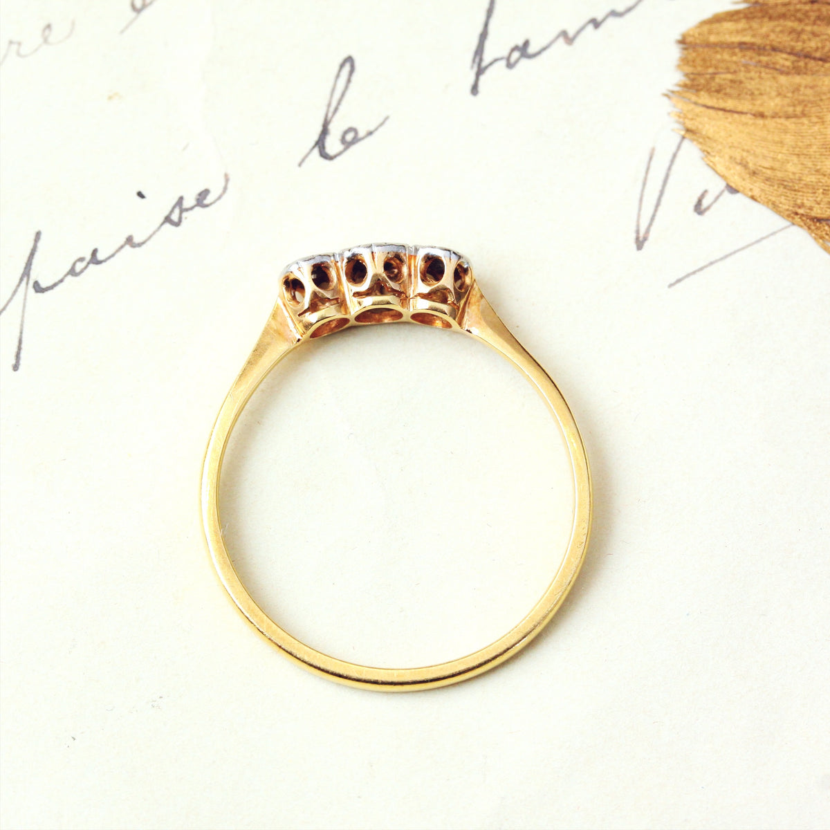 Twinkly Vintage Diamond Trilogy Ring