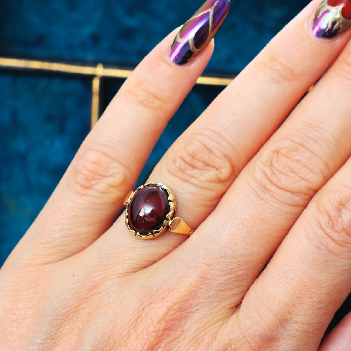 `Antique 14ct Gold Cabochon Garnet Ring