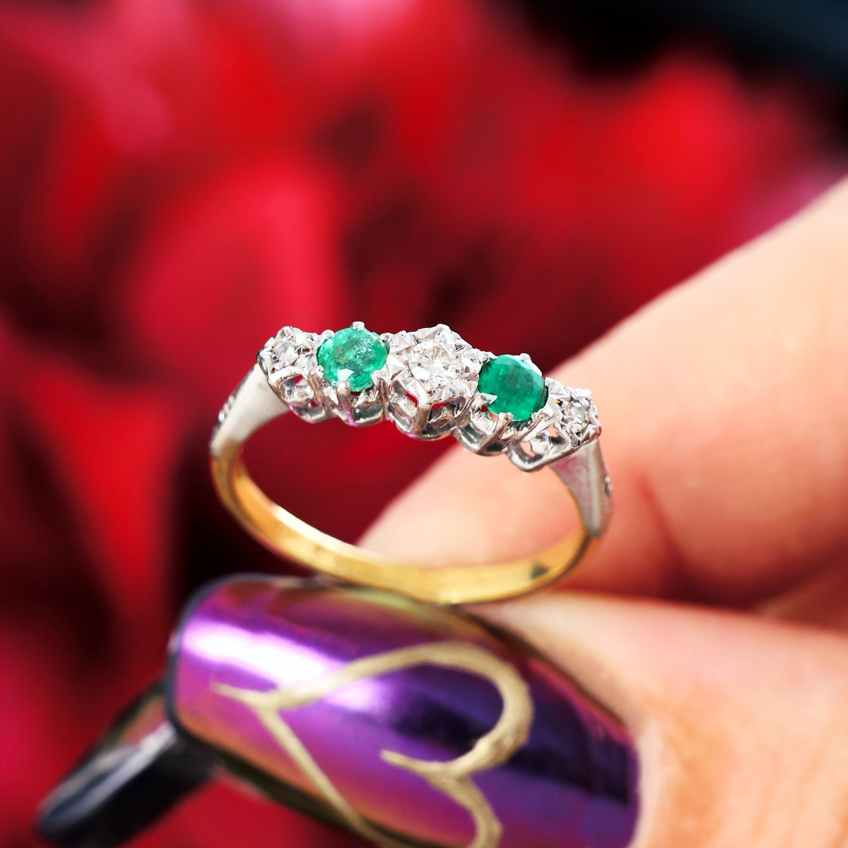 Pretty Vintage Emerald & Diamond Engagement Ring