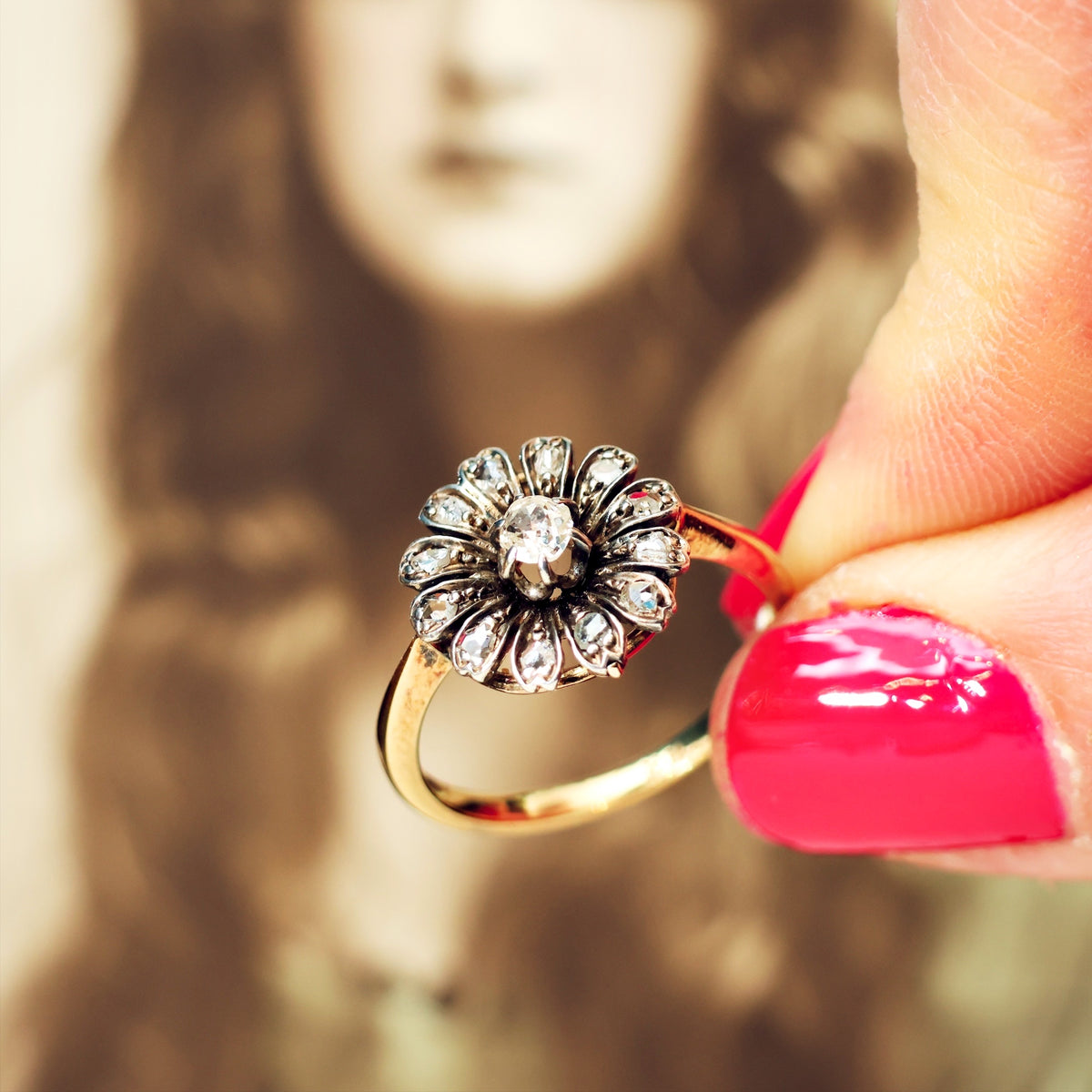 Perennial Beauty! Antique Daisy Diamond Cluster Ring