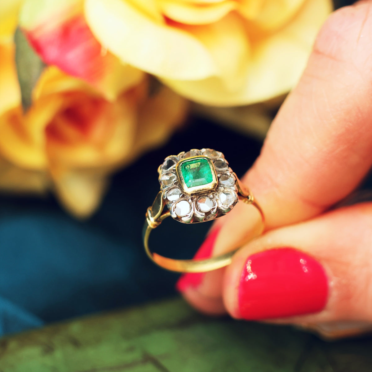 Vintage Emerald & Rose Cut Diamond Cluster Ring