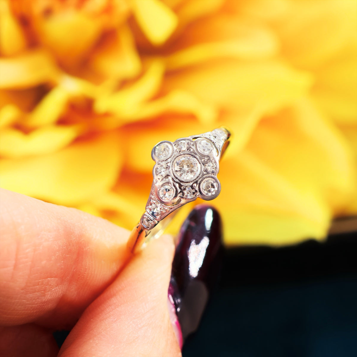 Dazzling Vintage Art Deco Diamond Cluster Ring