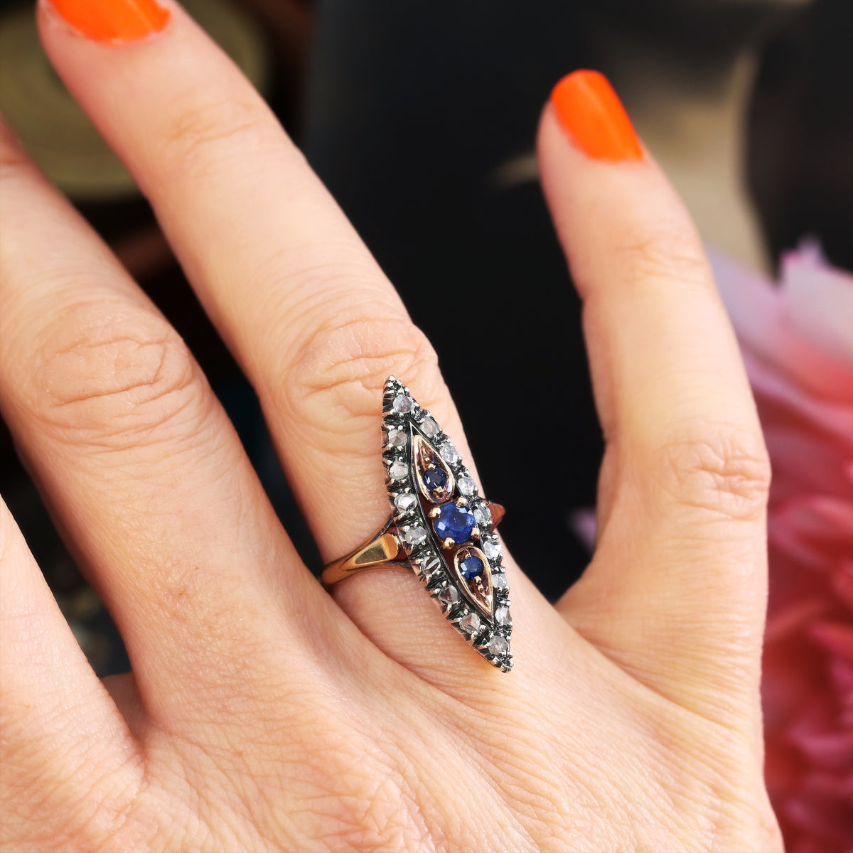 Extravagant Vintage Sapphire & Diamond Cocktail Ring