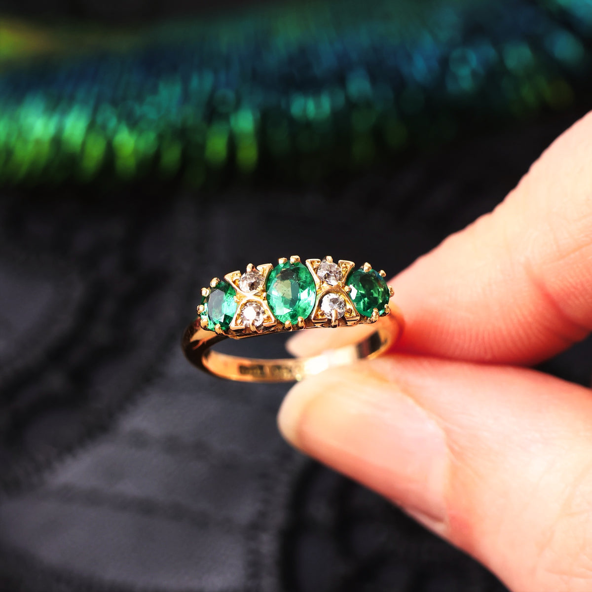 Antique Victorian Emerald & Diamond Ring