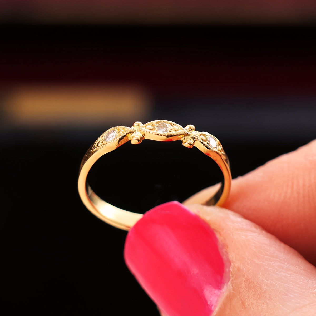 Vintage Style 18ct Gold & Diamond Ring