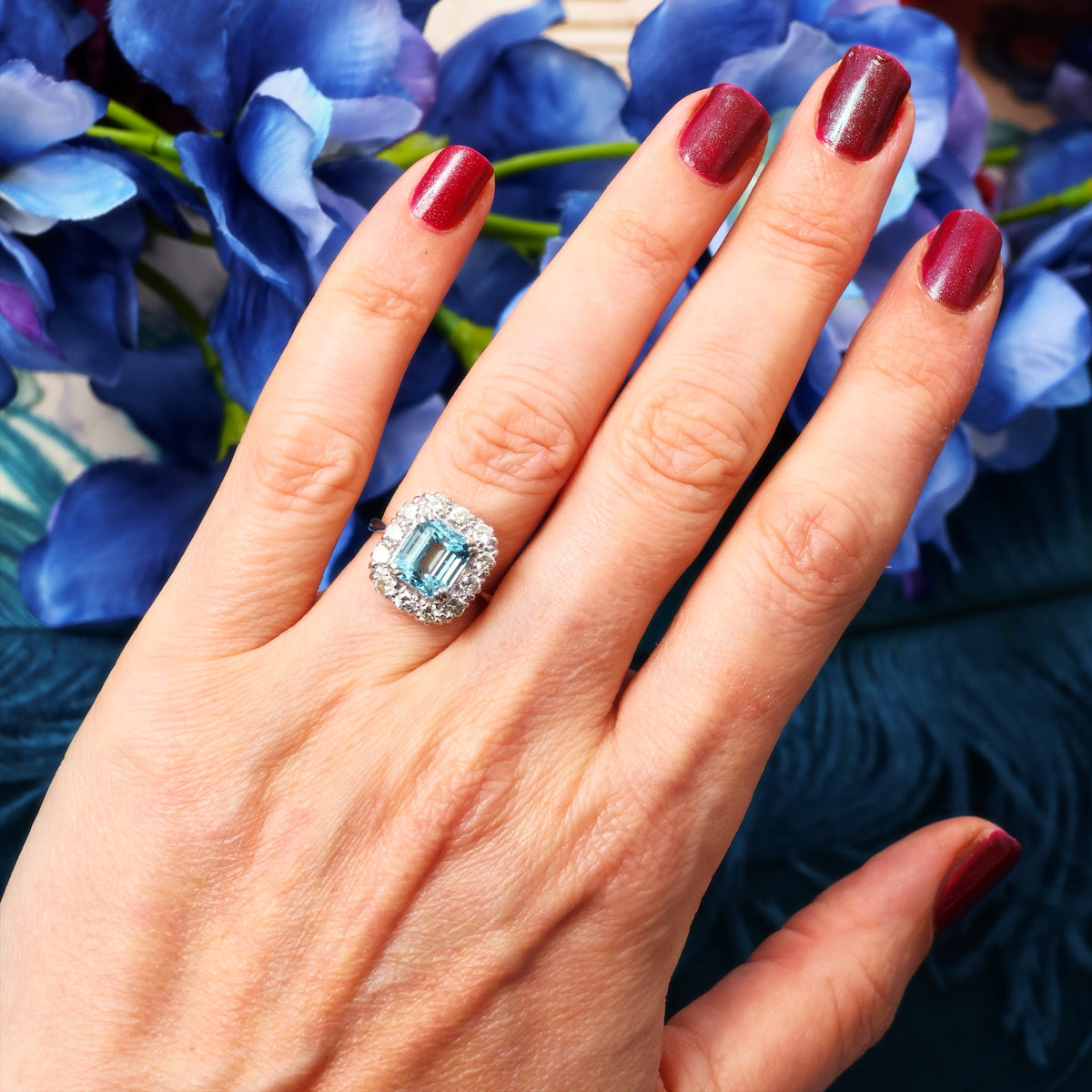 Totally Glamorous Vintage Aquamarine & Diamond Ring