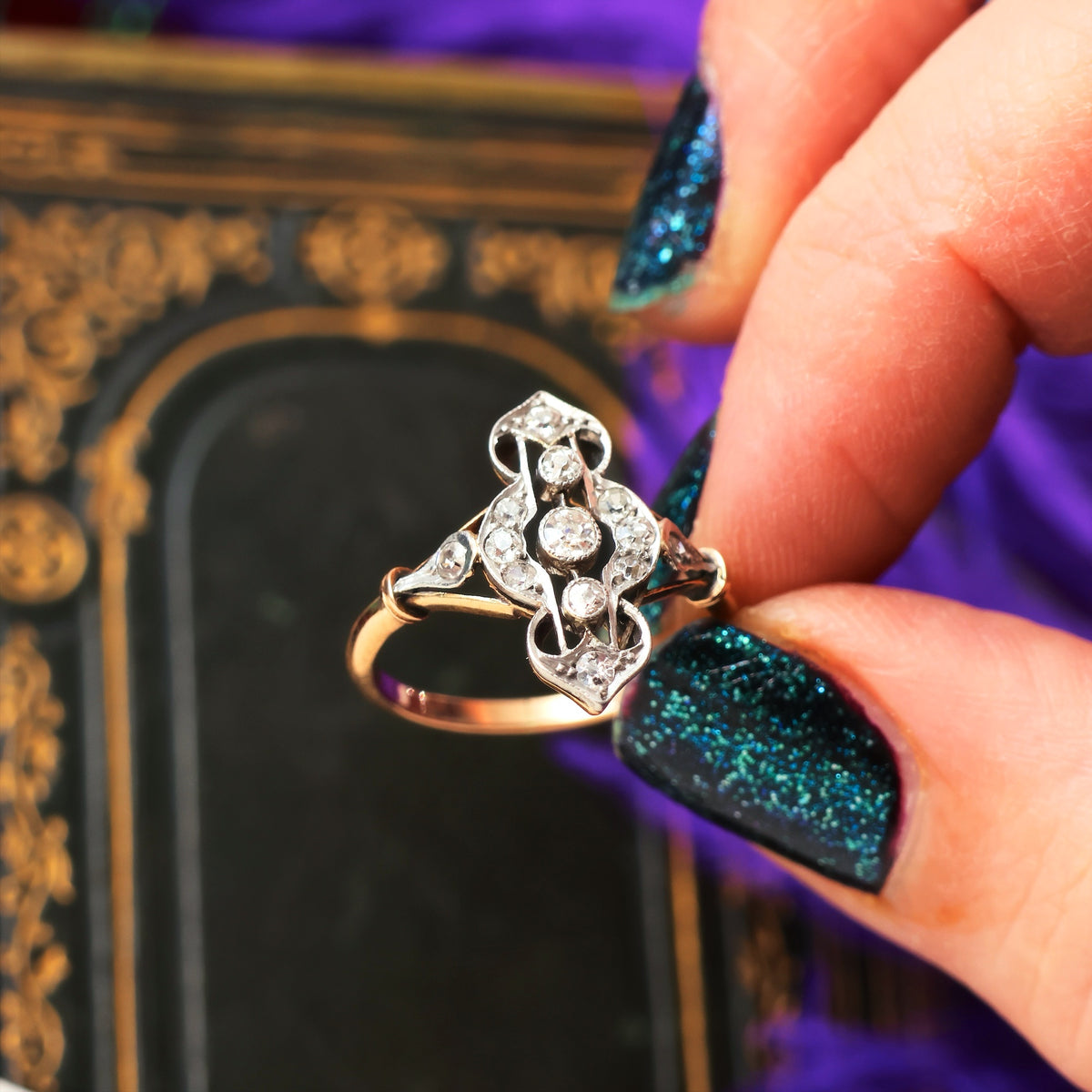 Loveliest Charm! Fine Vintage Diamond Panel Ring