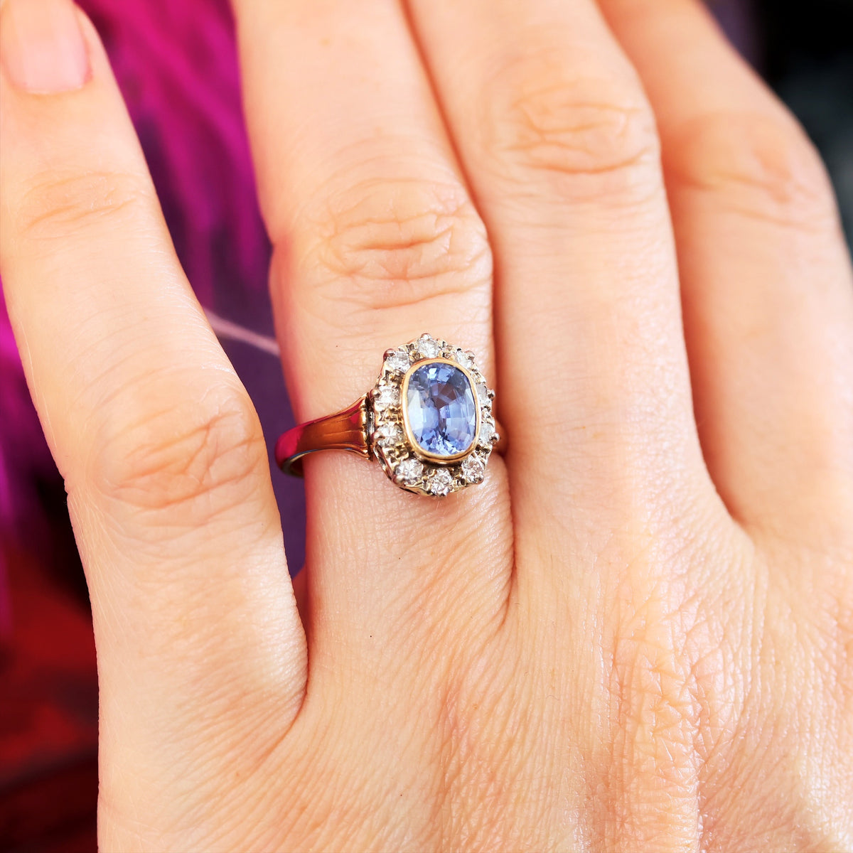 Vintage Delight! Ceylon Sapphire & Diamond Cluster Ring