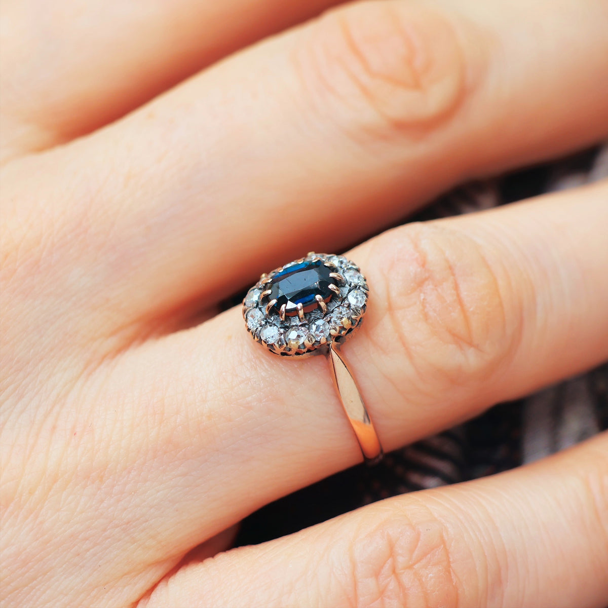 Divine Lovely Antique Sapphire & Diamond Engagement Ring