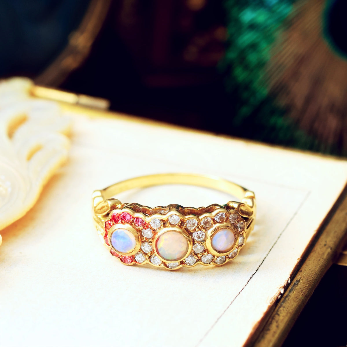 Vintage 1980's Crystal Opal & Diamond Flowerette Ring