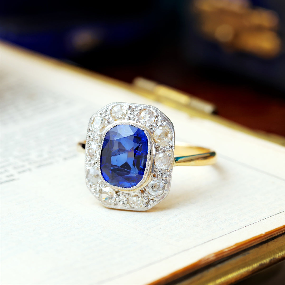 Vintage Art Deco Sapphire & Diamond Cluster Ring