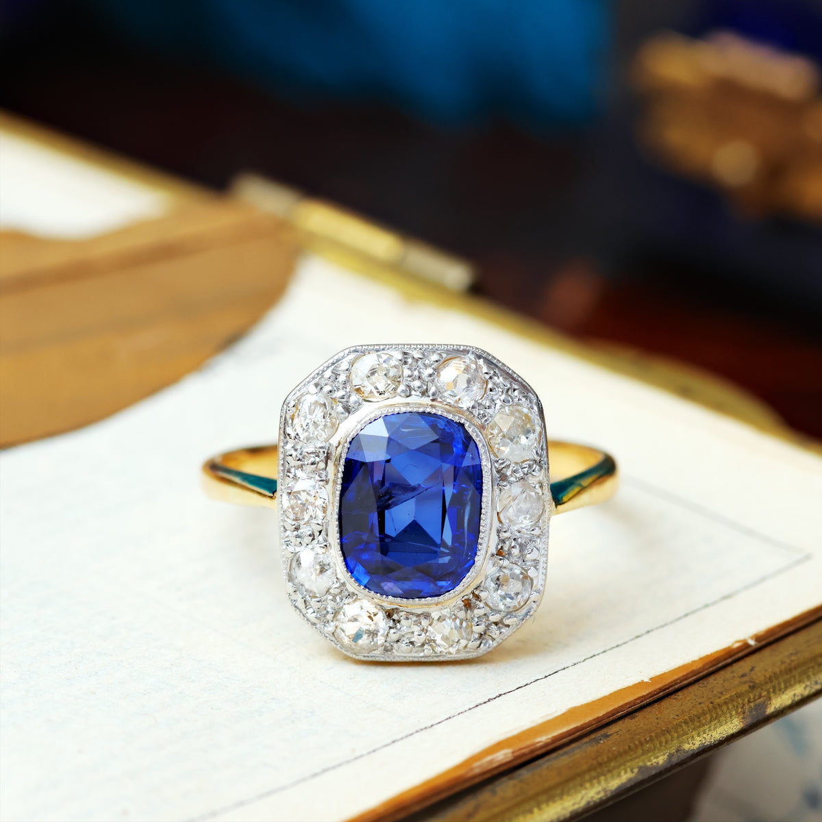 Vintage Art Deco Sapphire & Diamond Cluster Ring