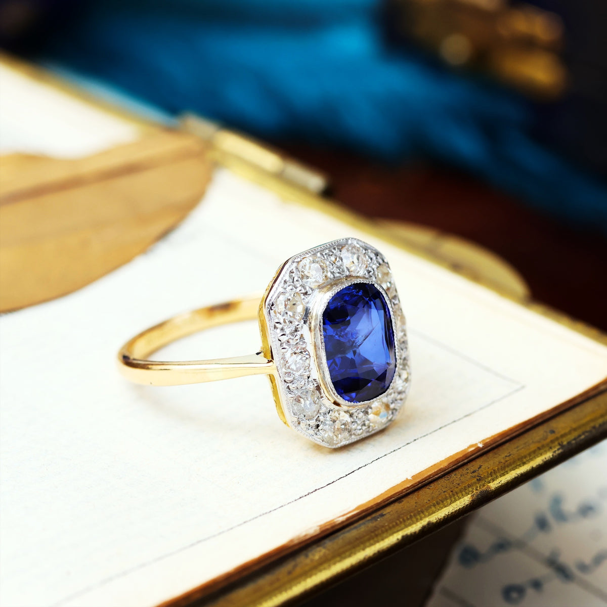 Vintage Art Deco Sapphire & Diamond Cluster Ring