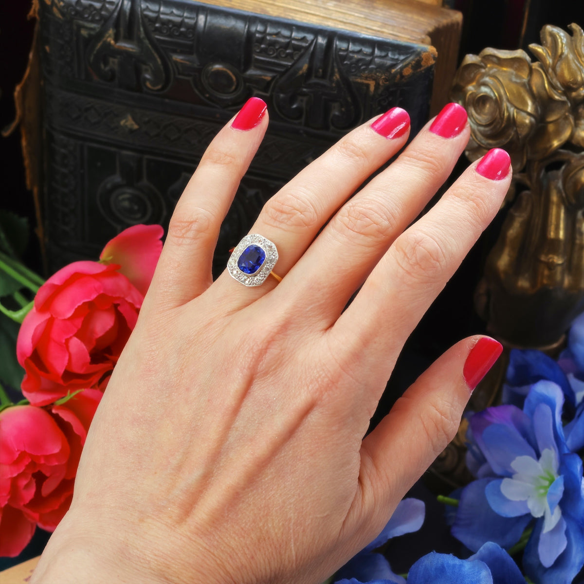 Vintage Art Deco Sapphire & Diamond Cluster Ring