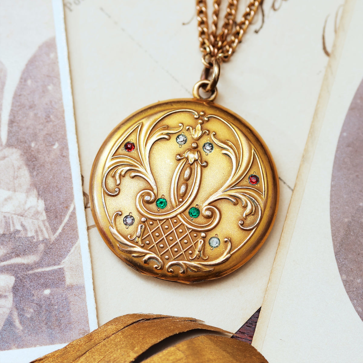 Antique Art Nouveau Locket