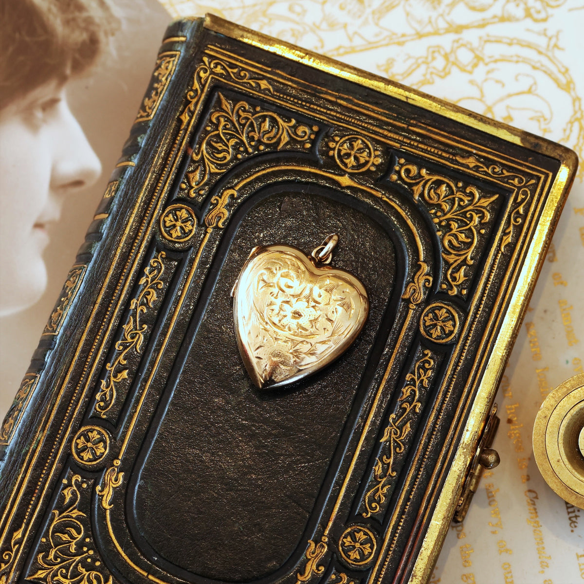 Antique Hand Engraved Edwardian Heart Locket