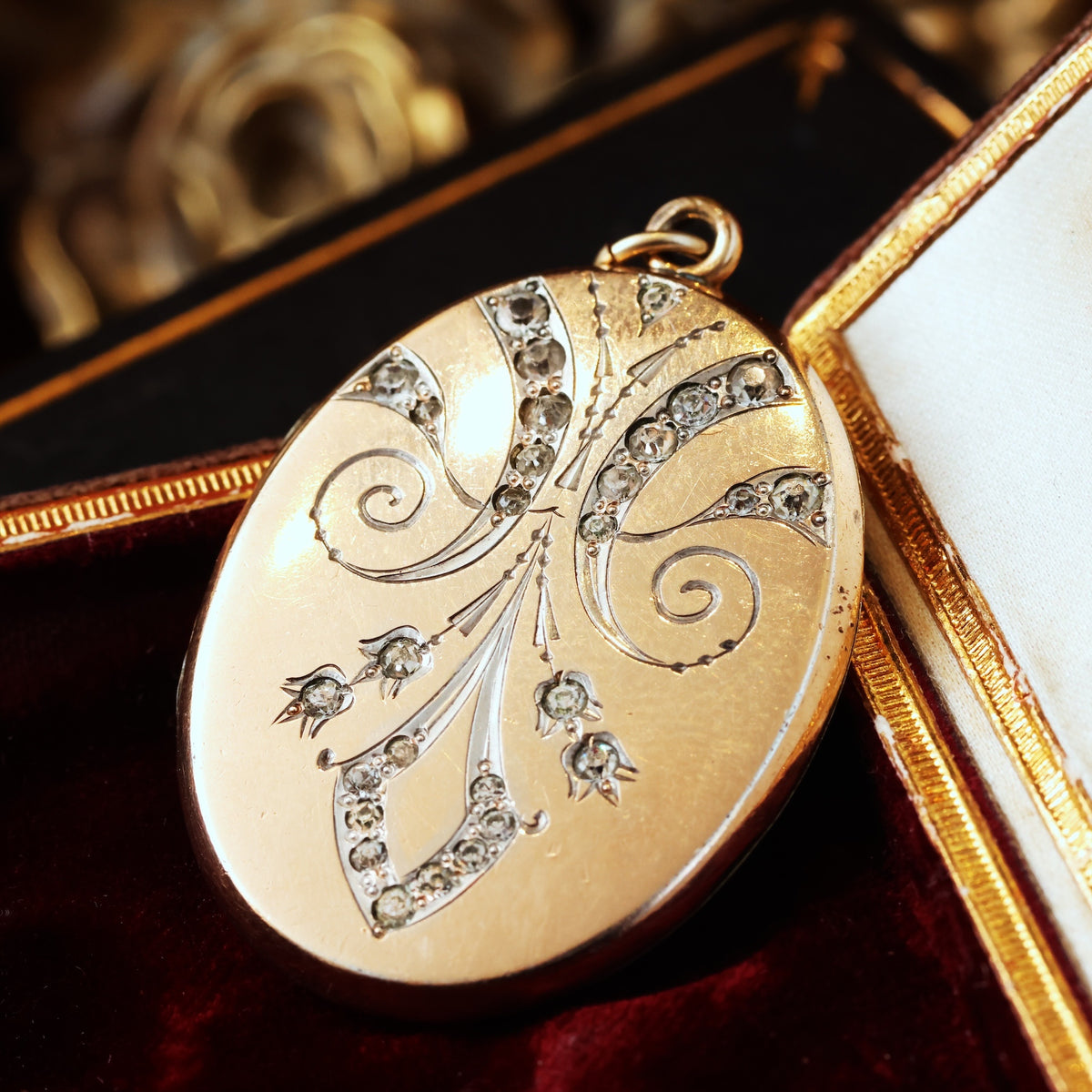 Antique Art Nouveau Motif Paste Locket