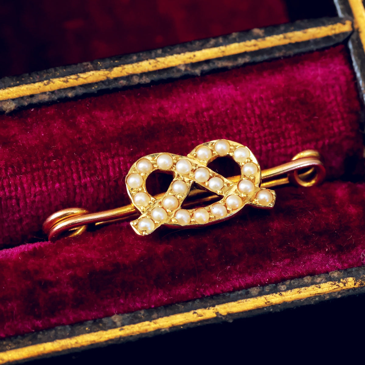 Victorian Lover's Knot Brooch