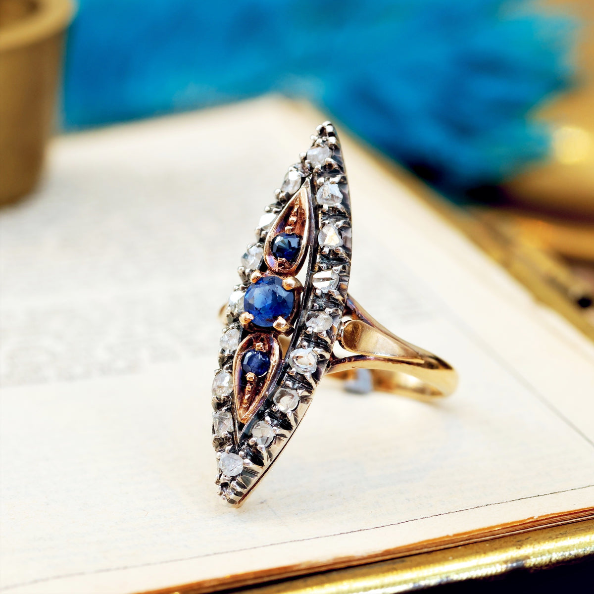 Extravagant Vintage Sapphire & Diamond Cocktail Ring