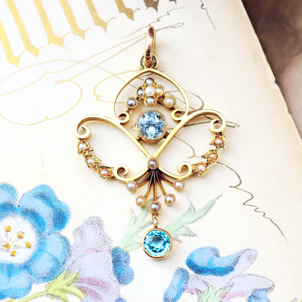 Exquisite Antique Edwardian Aquamarine 15ct Gold Pendant