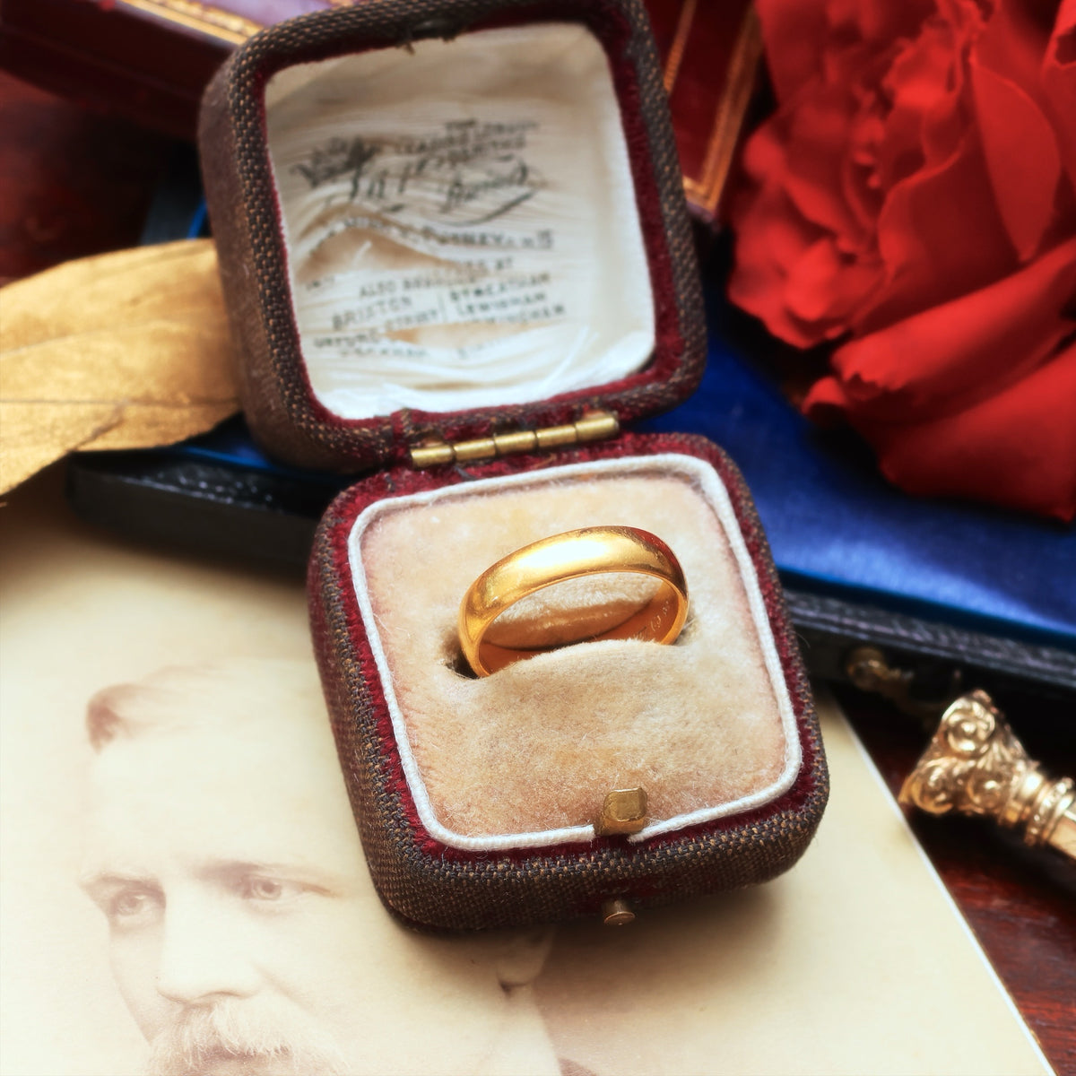 Antique Date 1909 22ct Gold Wedding Ring