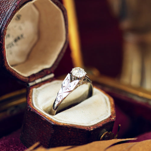 Vintage and Antique Diamond Solitaire Engagement Rings – Fetheray