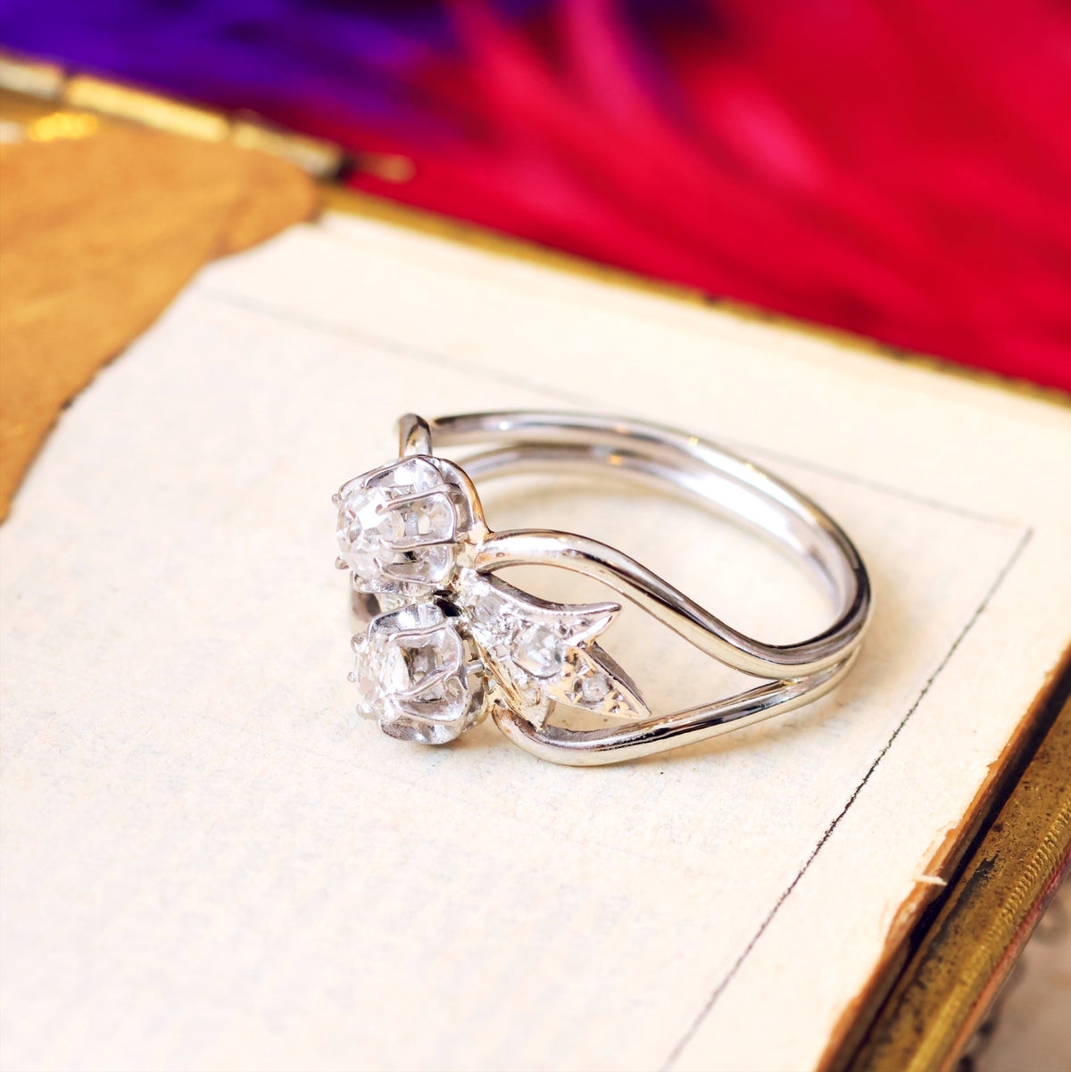 Vintage 'Toi et Moi' Diamond Crossover Ring