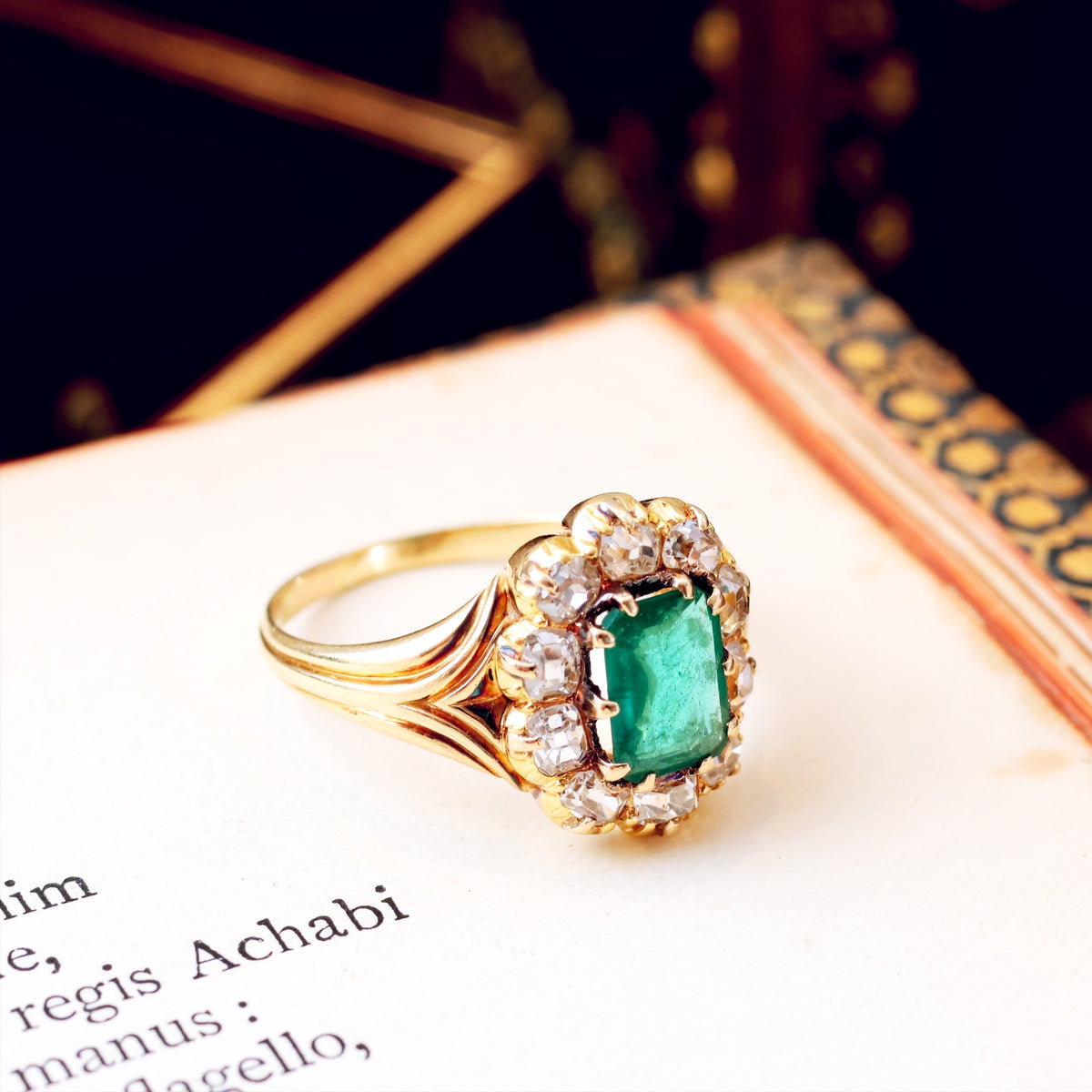 Antique Early Victorian Emerald & Diamond Cluster Ring