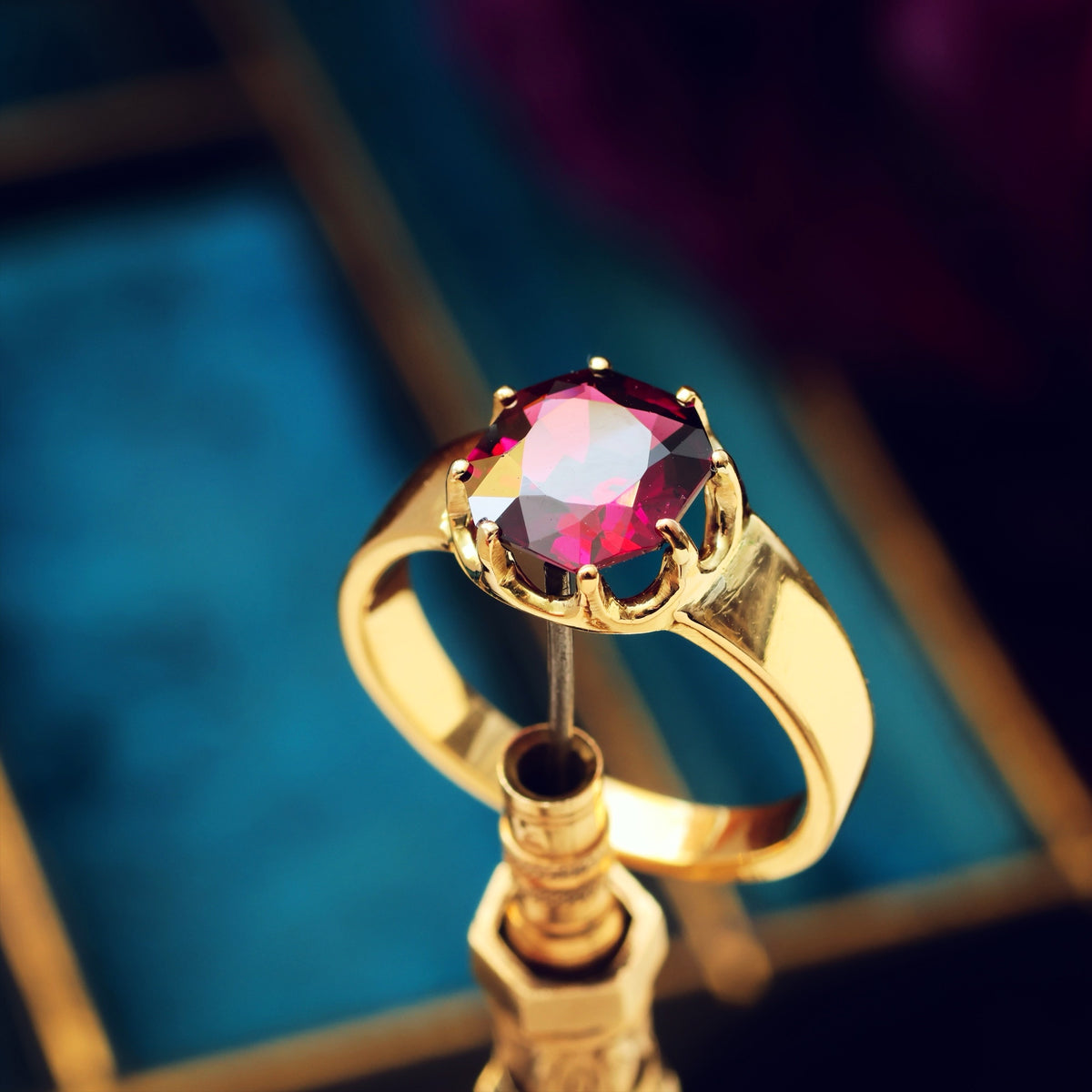 Fascinating Vintage Almandine Garnet Ring