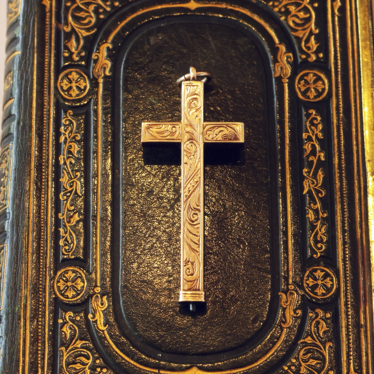 Antique Victorian Gold Cross Pencil