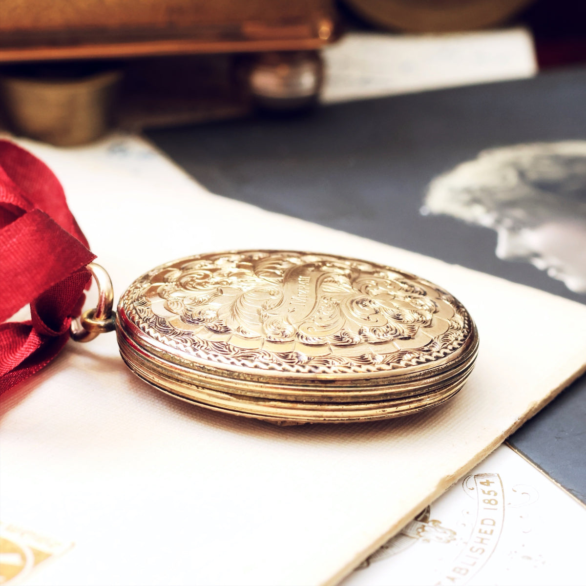 Antique Hand Engraved Victorian MIZPAH Locket