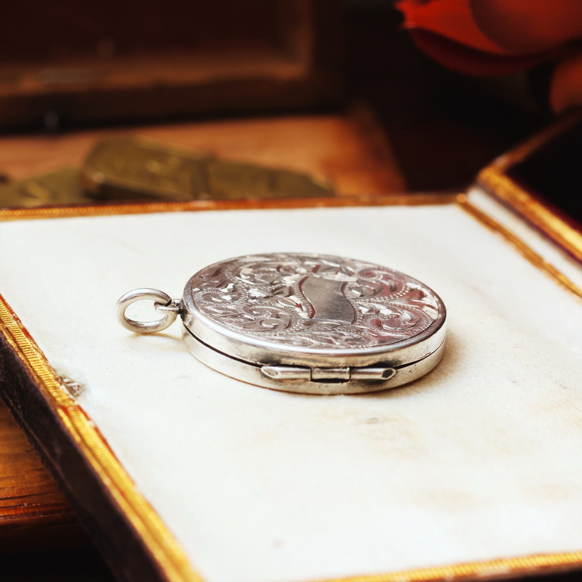 Antique Date 1919 Floral Silver Locket