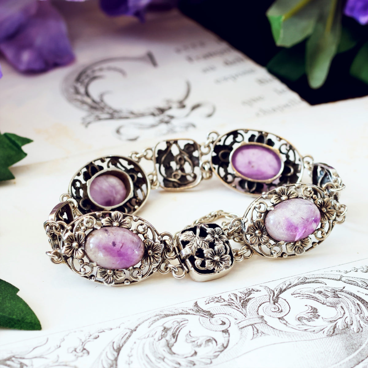 Vintage Date 1952 Arts & Crafts Amethyst Silver Bracelet