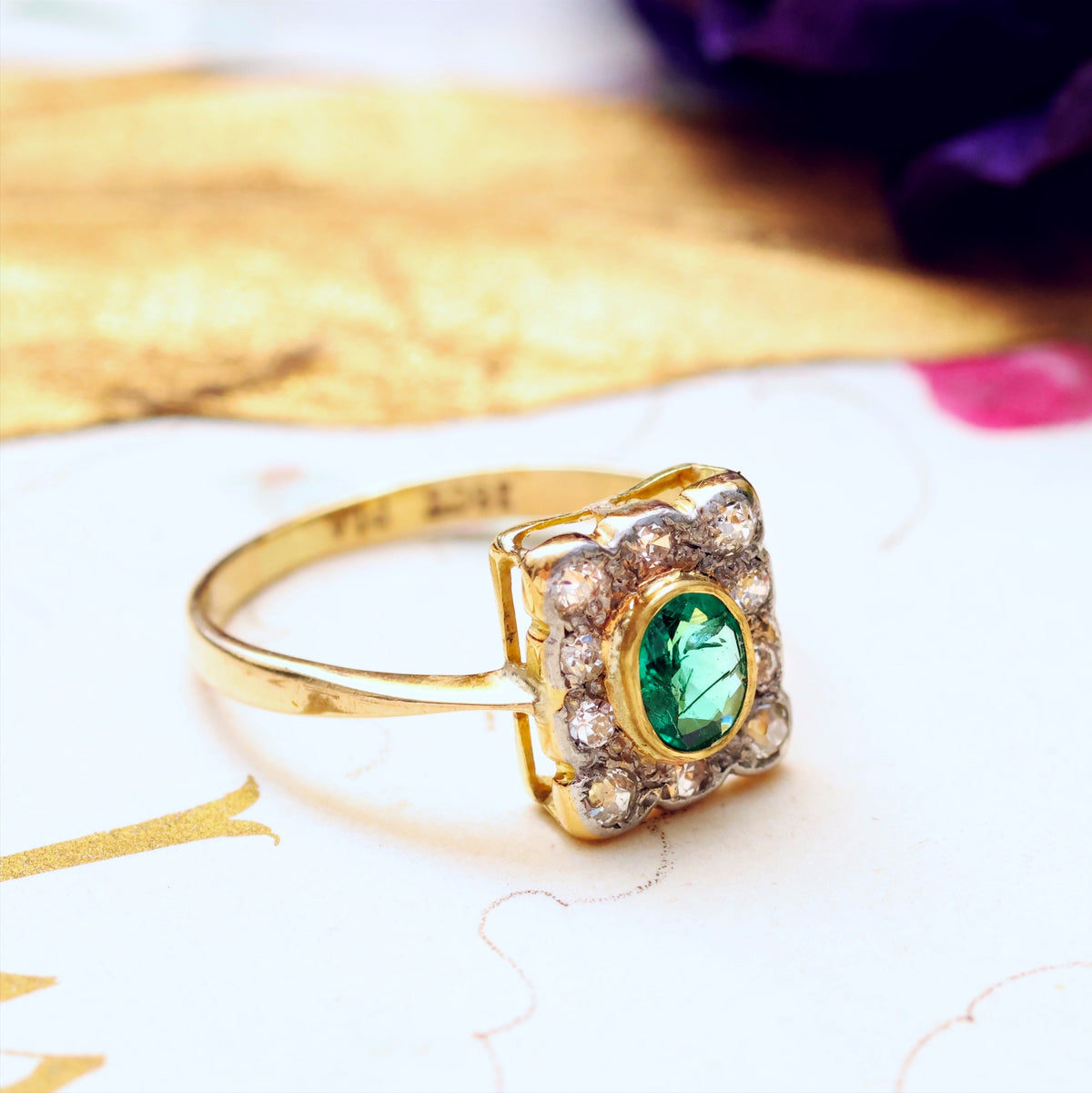 Vivacious Vintage Emerald & Diamond Cluster Ring