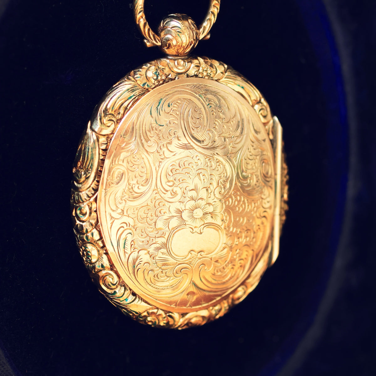 Majestic Georgian Oval Pinchbeck Locket