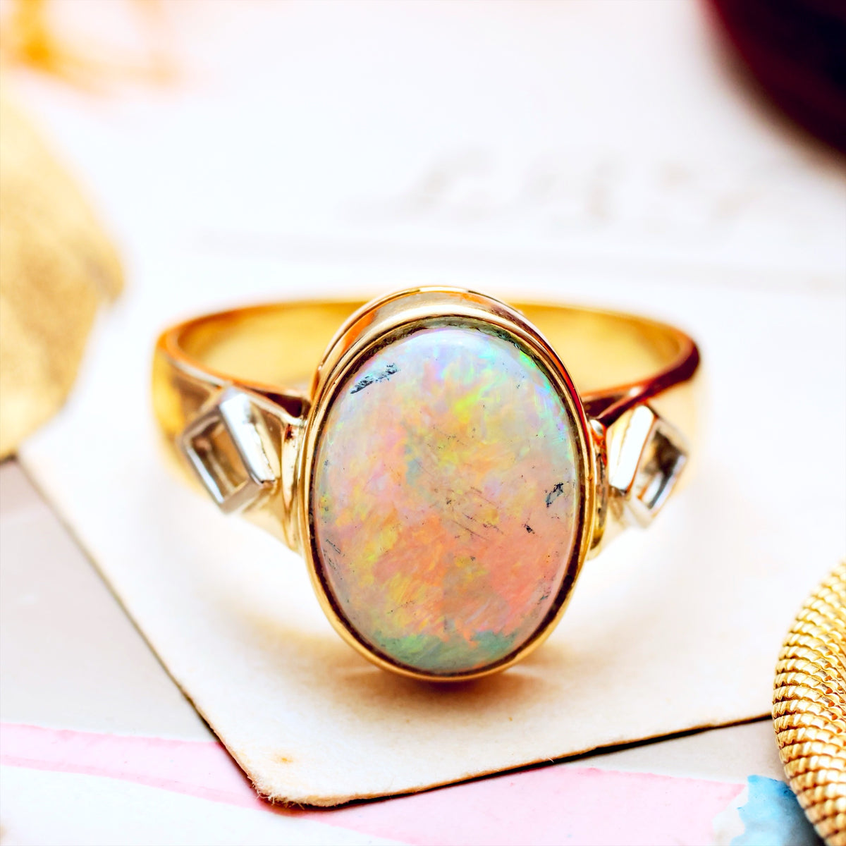 Stylish Vintage Crystal Opal Cabochon Ring