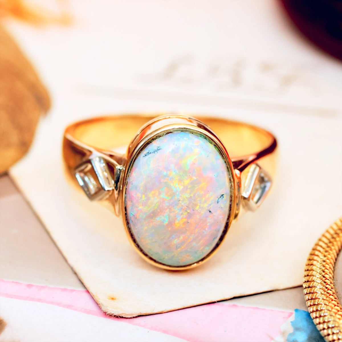 Stylish Vintage Crystal Opal Cabochon Ring