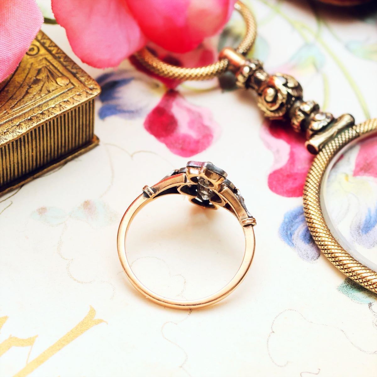 Loveliest Charm! Fine Vintage Diamond Panel Ring