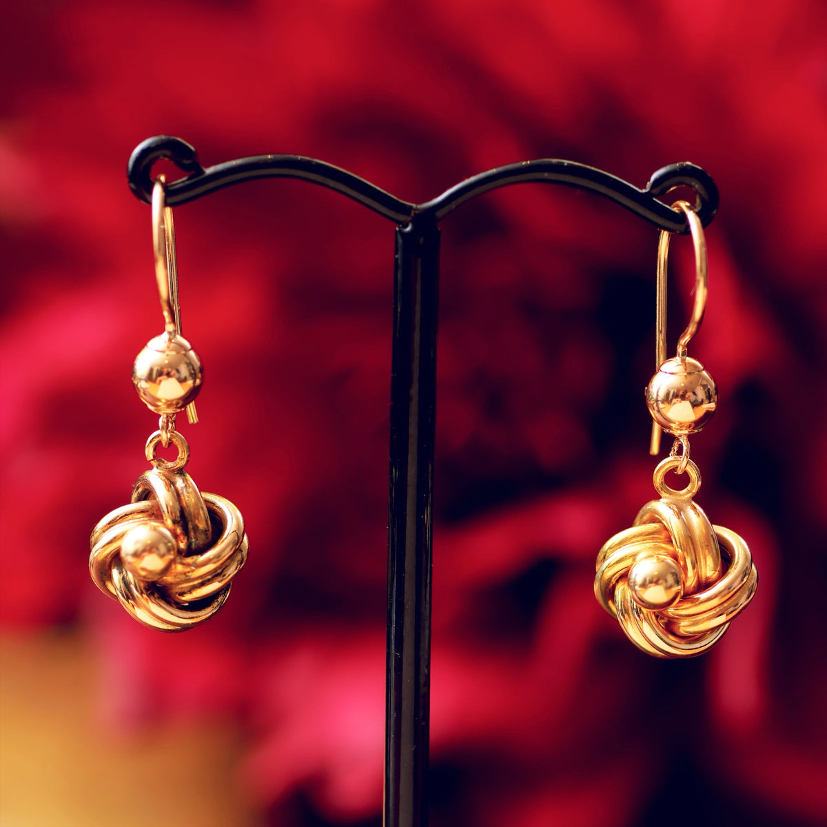 Classic Vintage 9ct Gold Knot Earrings