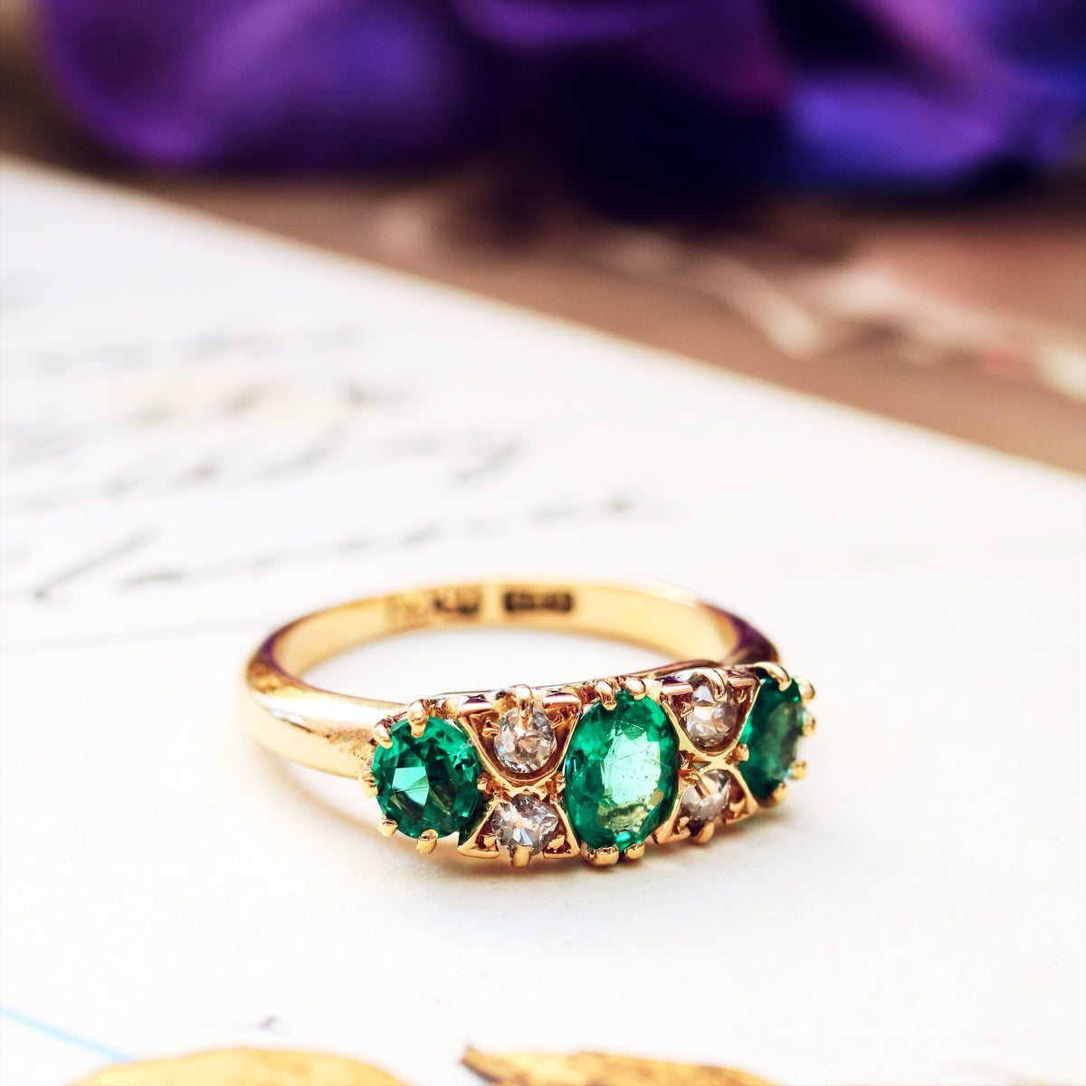 Antique Victorian Emerald & Diamond Ring