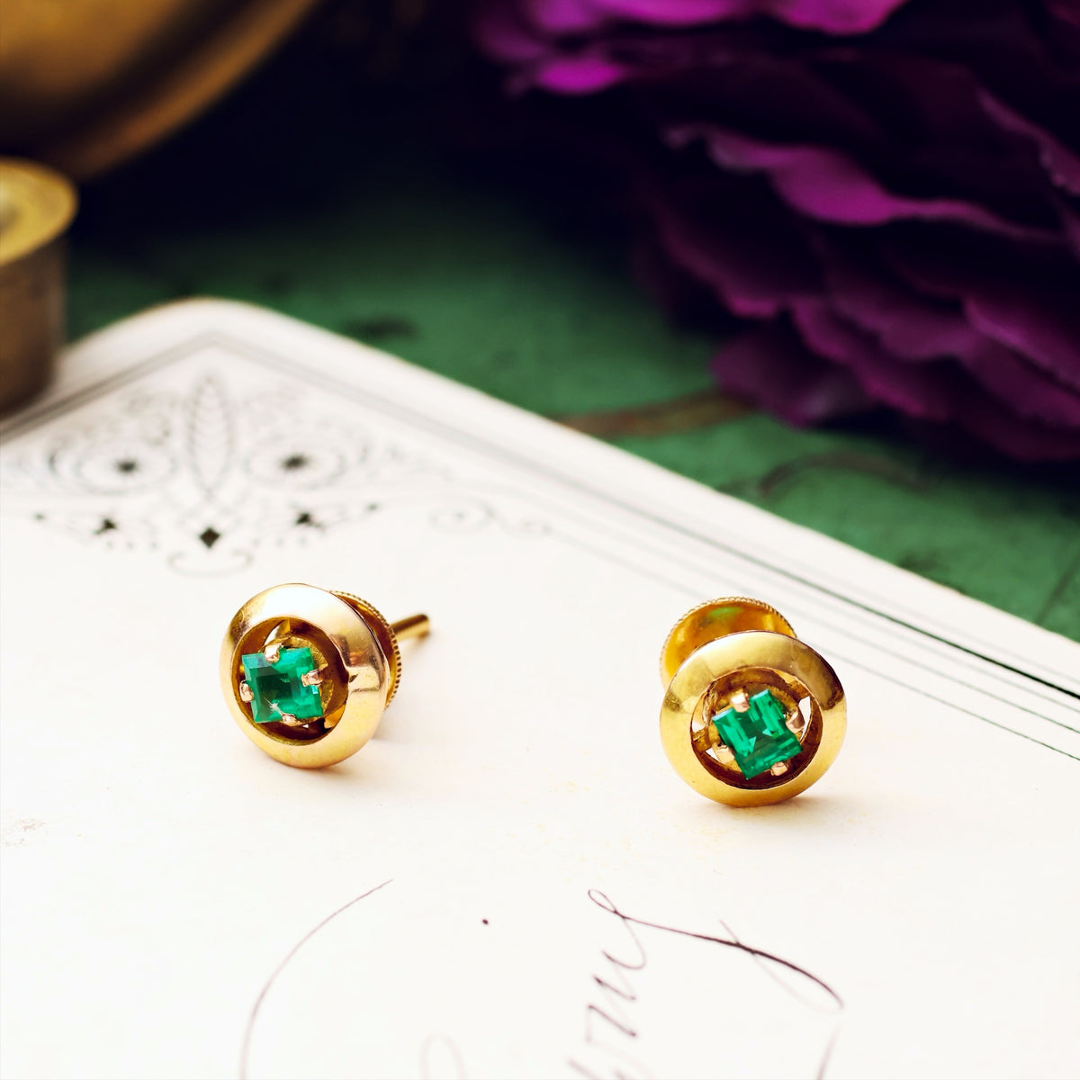 Top Quality Verdant Green Emerald Earrings