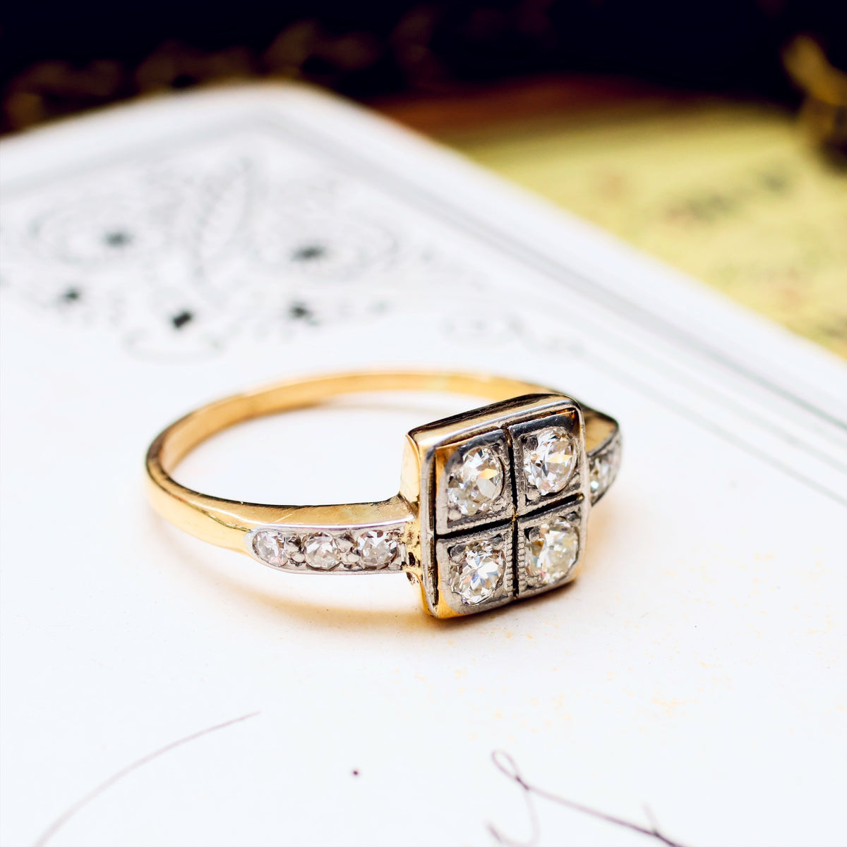 Glittery Vintage Art Deco Diamond Cluster Ring