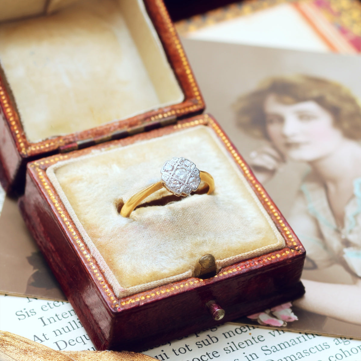 A Refined Vintage Art Deco Diamond Ring