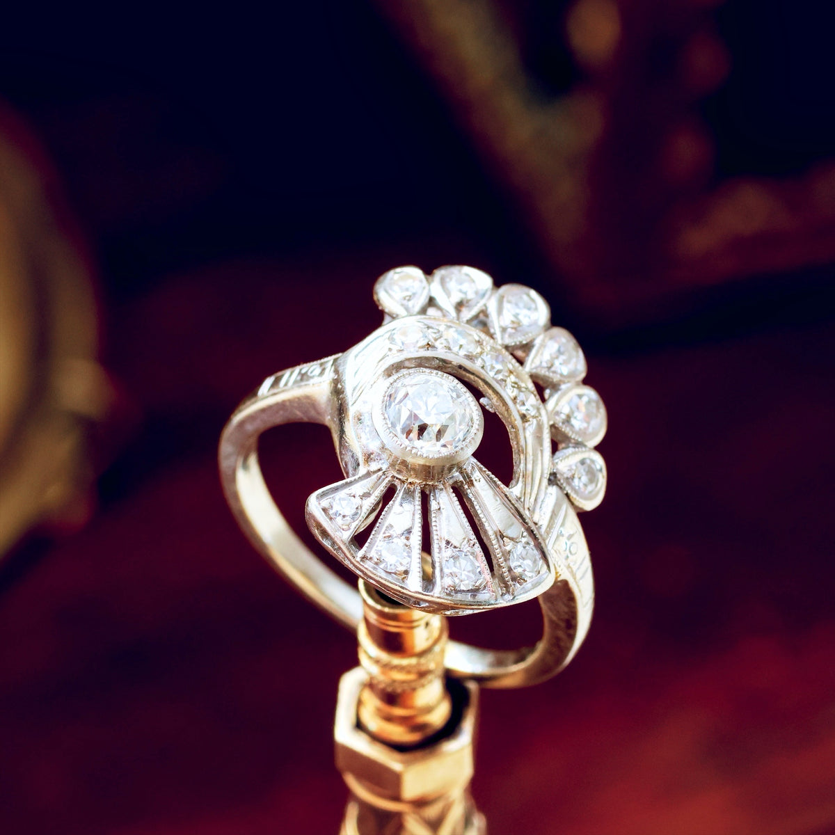 Extravagant Vintage Diamond Cocktail Ring