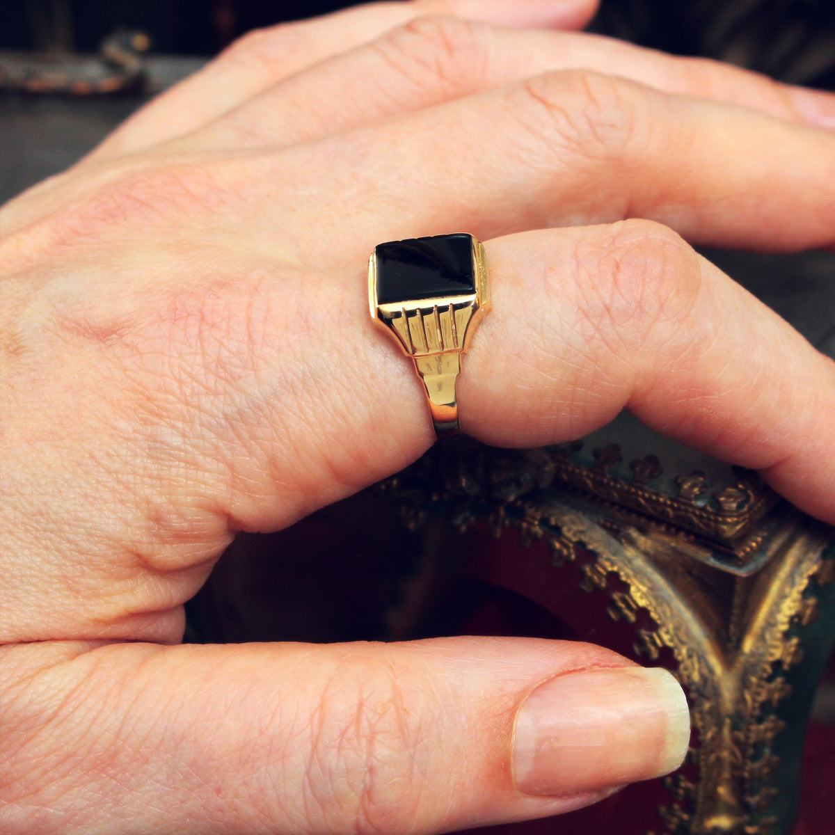 Cute Vintage 14ct Gold Black Onyx Signet Ring