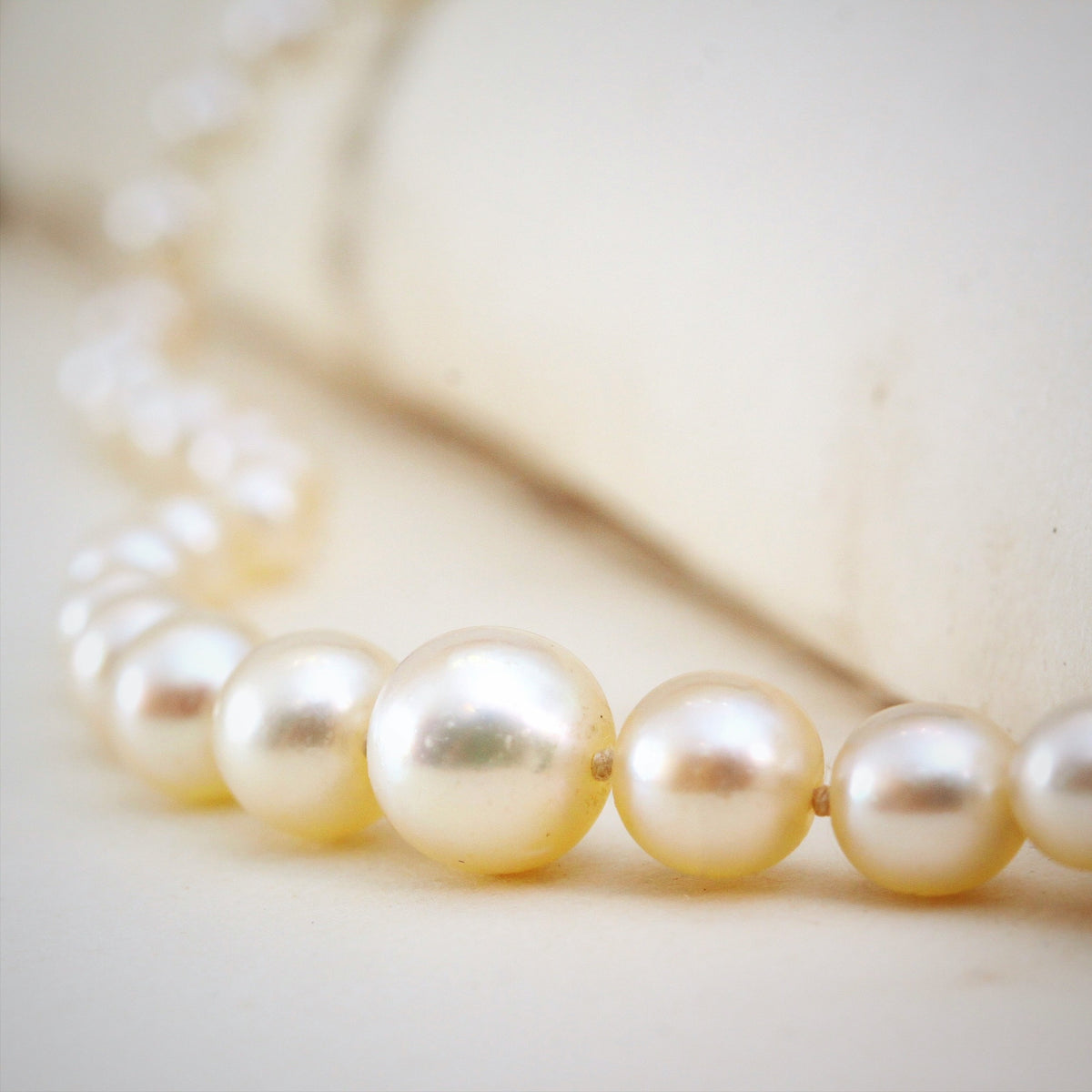 Certificated Antique Natural Saltwater Pearl Necklace