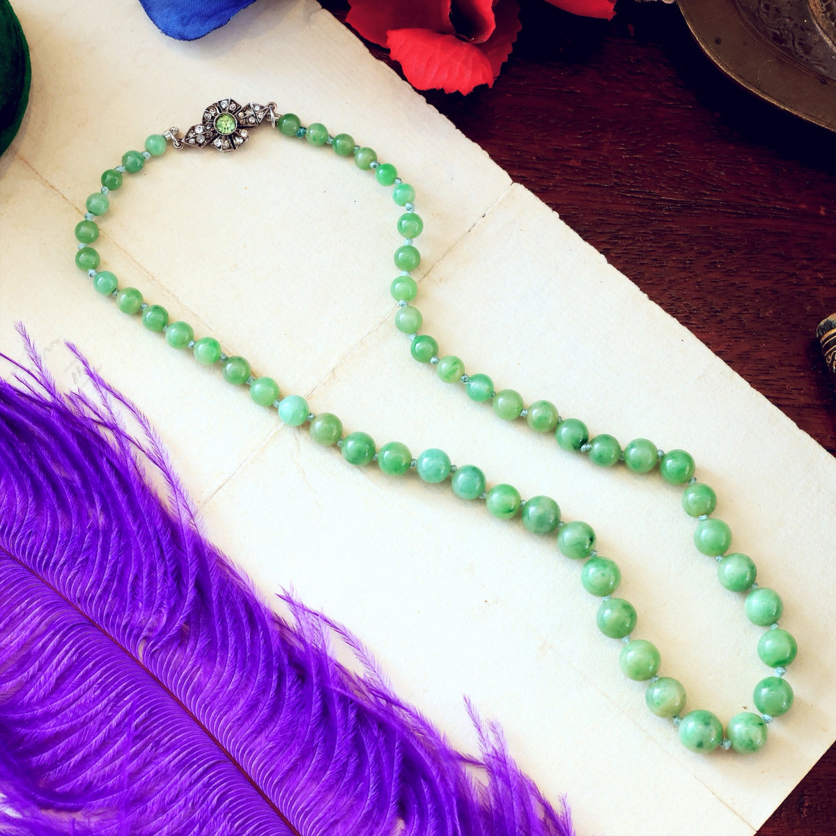 Vintage Jade Bead Necklace with Pretty Paste Clasp