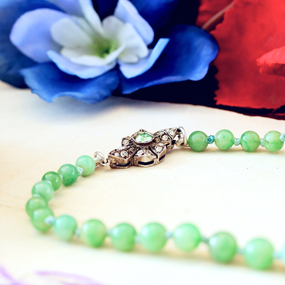 Vintage Art Deco Jade Bead Necklace