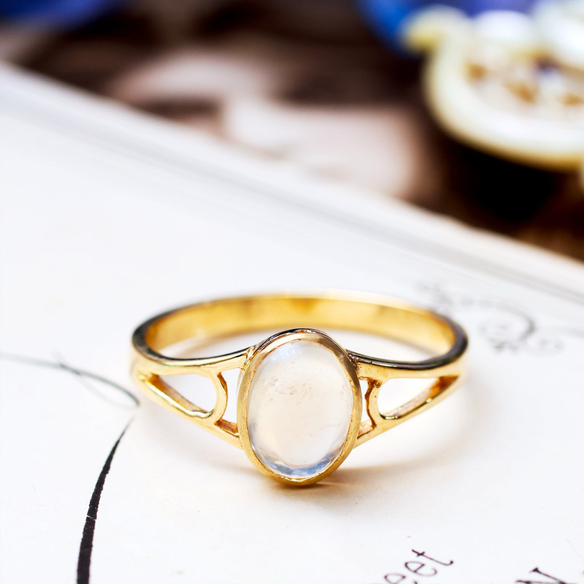 Edwardian Style 9ct Gold Blue Moonstone Ring