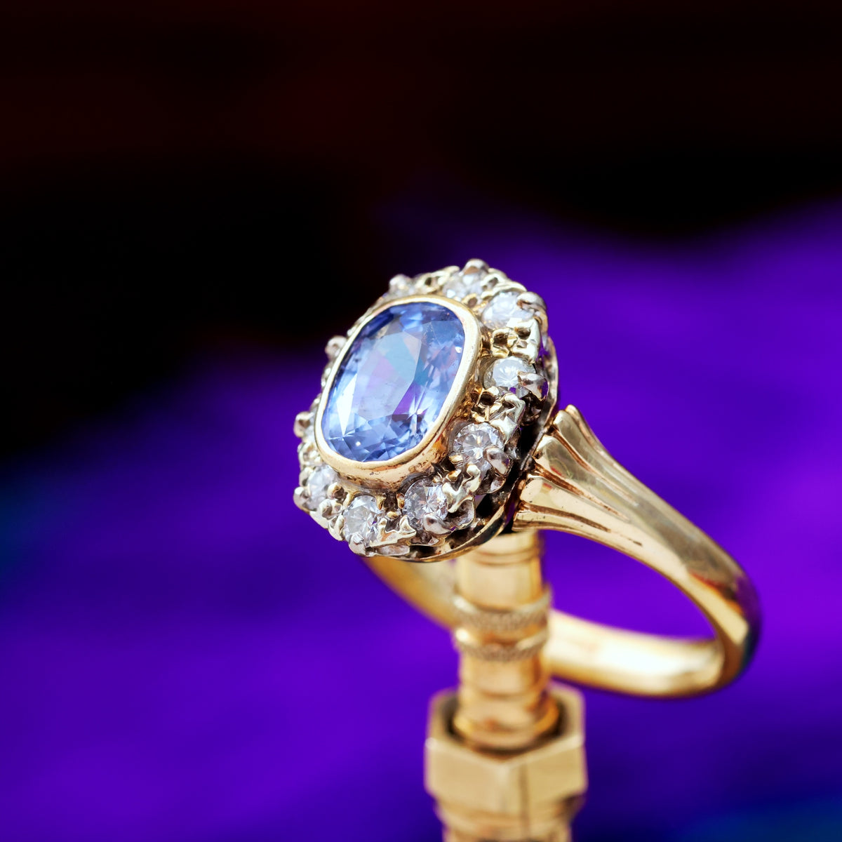 Vintage Delight! Ceylon Sapphire & Diamond Cluster Ring